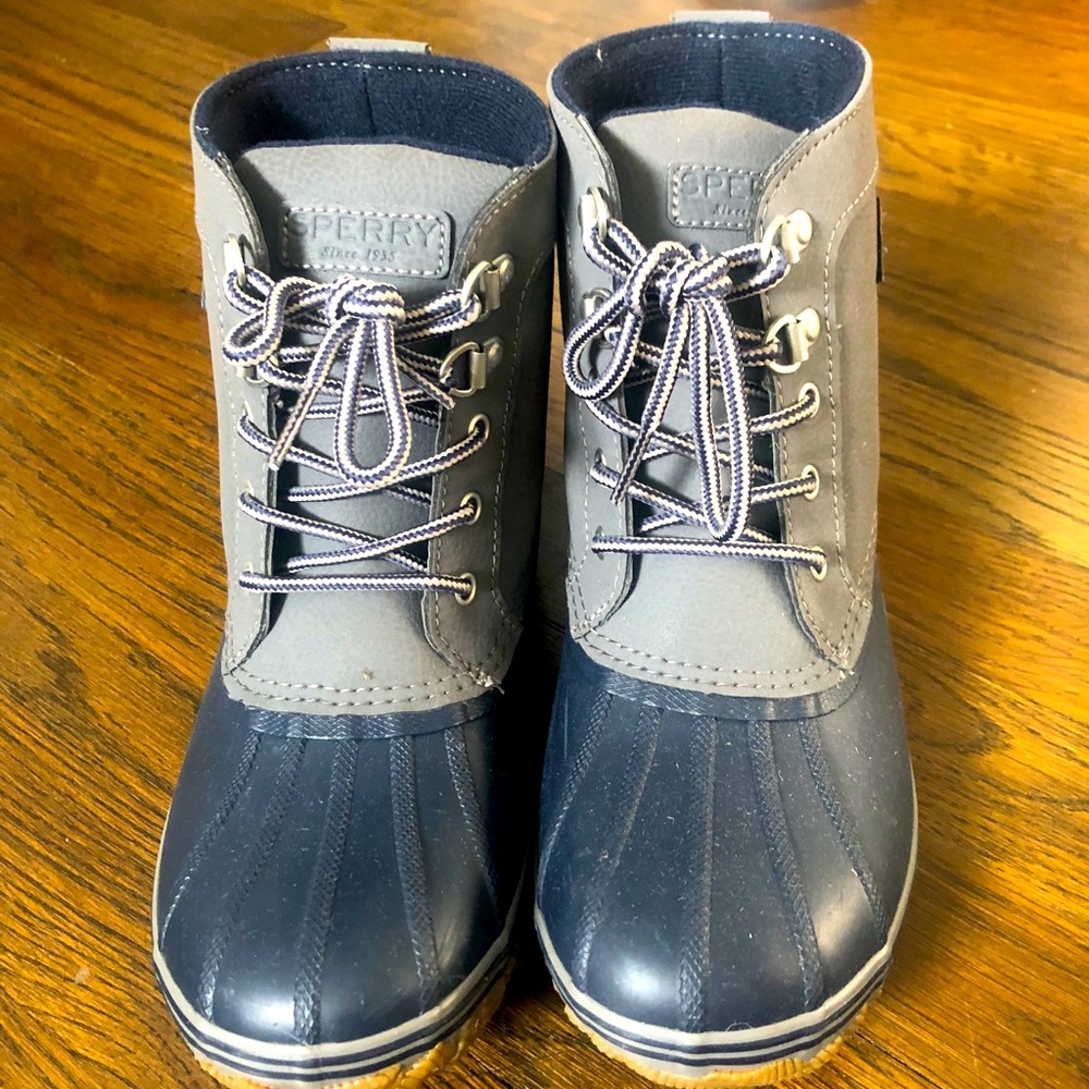 Kids Sperry Bowline waterproof boots